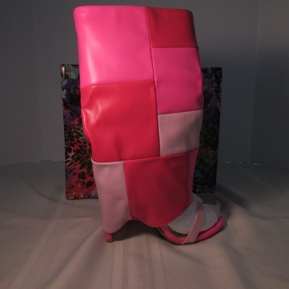 Pink Fold Over Shark Boots Parrish Cape Robbin NIB Sz 6.5 - Picture 8 of 11